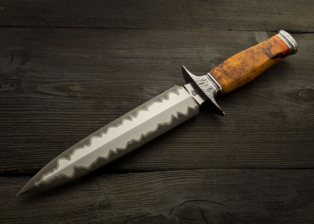 Amber Maple Dagger